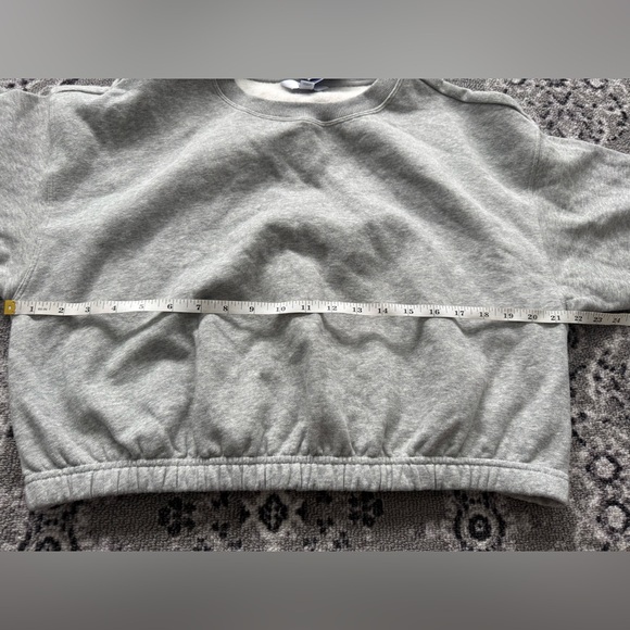 JoyLab Women's Fleece Cropped Crewneck Pullover Sweatshirt Gray in Medium New - Picture 11 of 14